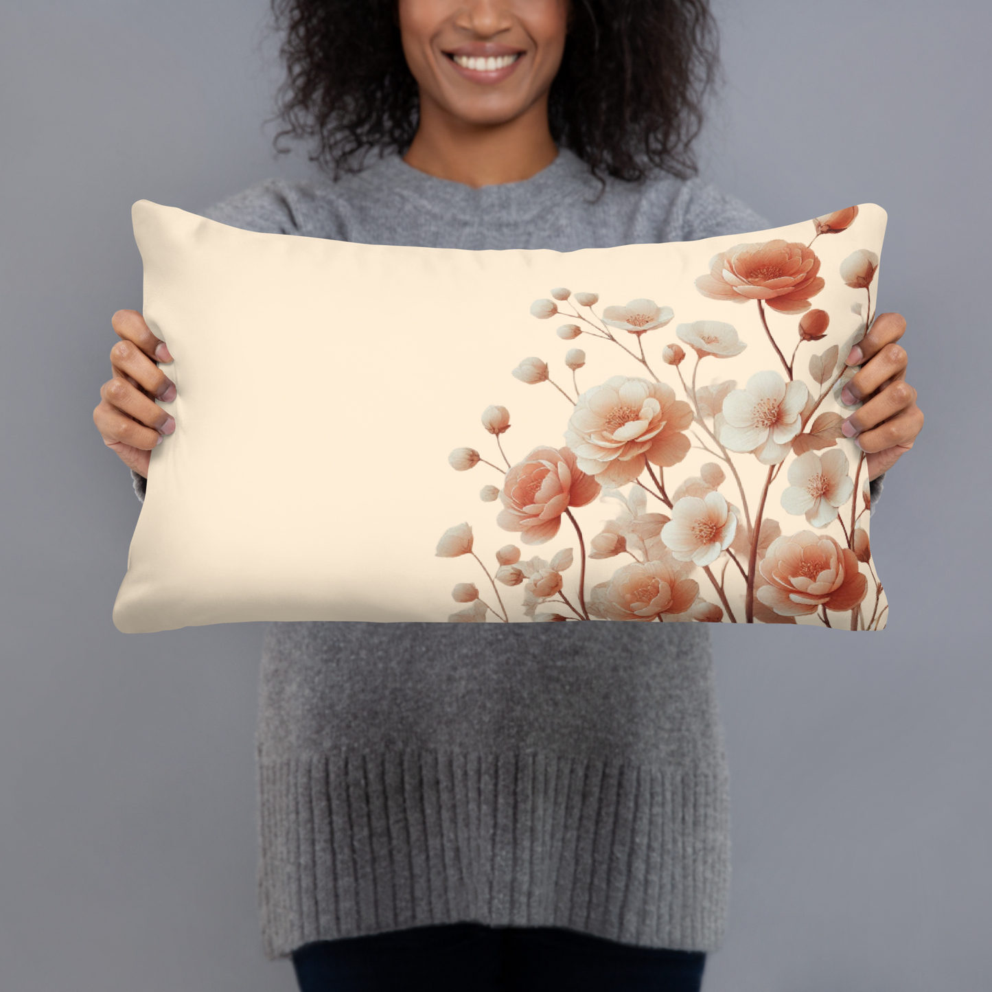 Soft Pink Flower Throw Pillow (Pink)