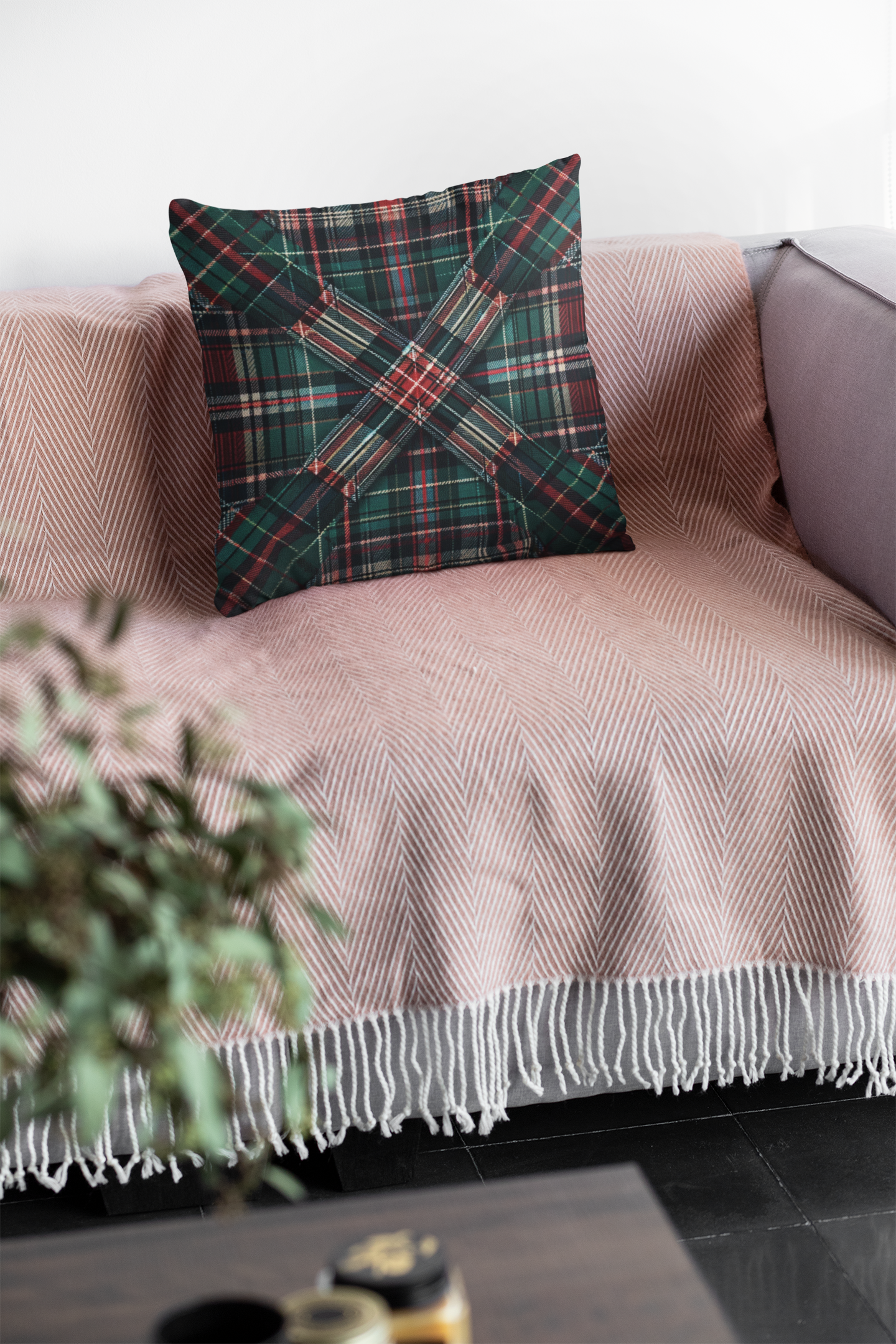 Plaid Pattern Throw Pillow